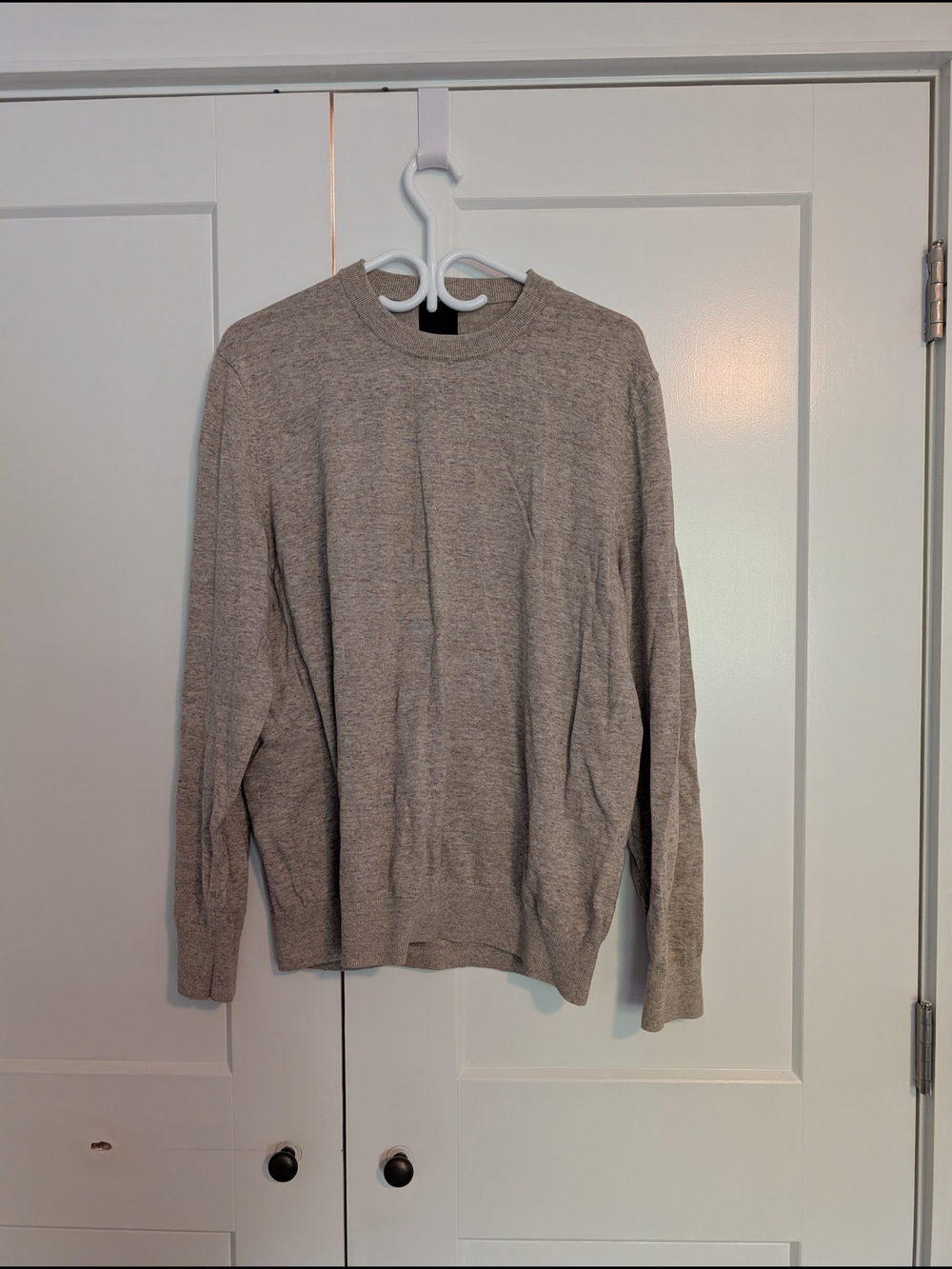 H&M Men's Crewneck Sweater in Light Heather Gray